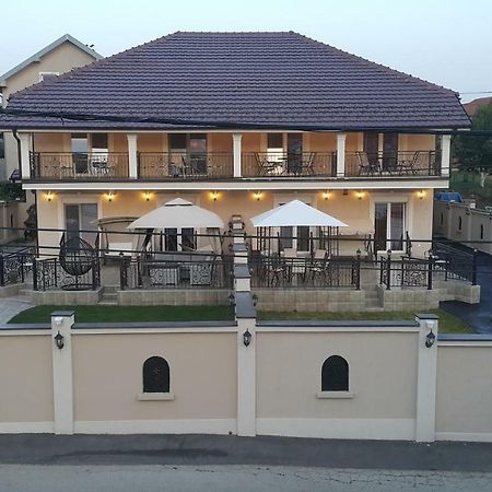 Apartments Exclusive เบลเกรด ภายนอก รูปภาพ