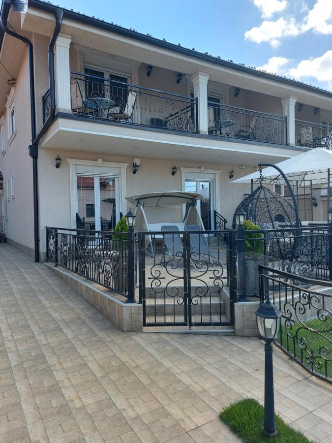 Apartments Exclusive เบลเกรด ภายนอก รูปภาพ