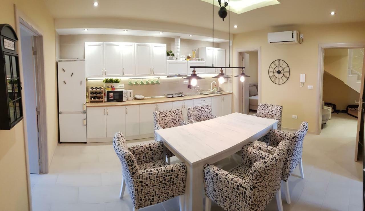 Apartments Exclusive เบลเกรด ภายนอก รูปภาพ