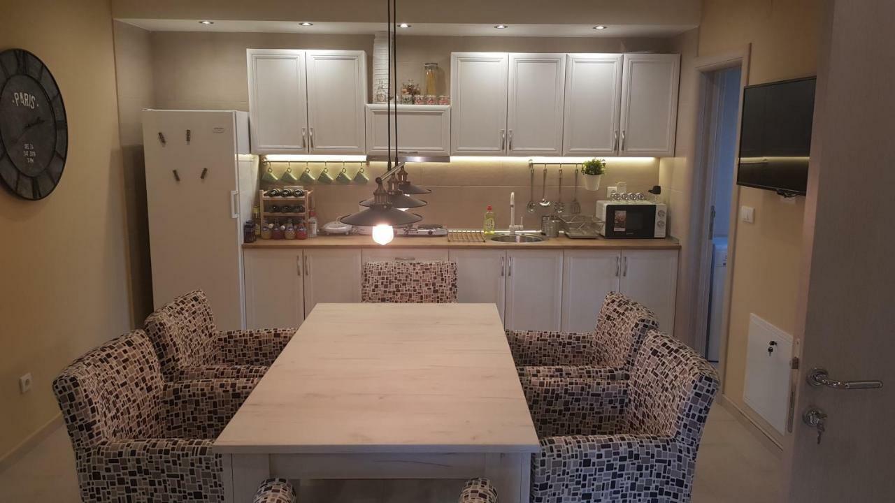 Apartments Exclusive เบลเกรด ภายนอก รูปภาพ